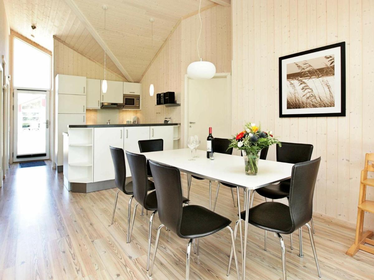 8 Person Holiday Home In Gro Enbrode Großenbrode Exteriér fotografie